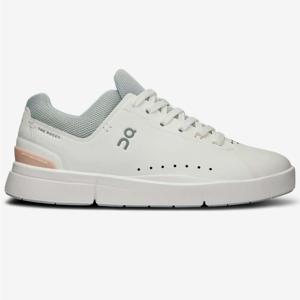 On Clouds Women's Roger Advantage - WHITE/ROSEHIP